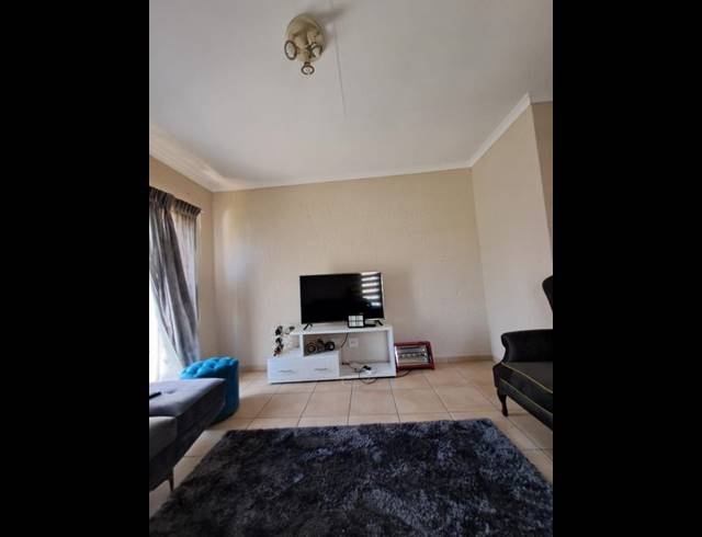 2 BEDROOM APARTMENT FOR SALE IN ORMONDE